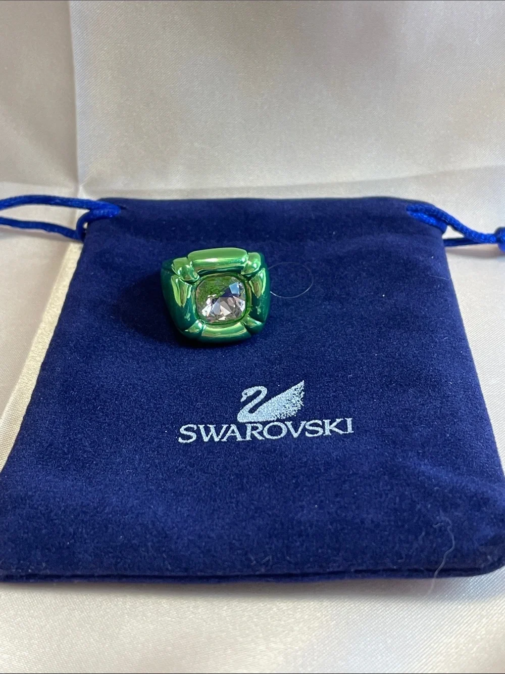 SWAROVSKI Dulcis Cocktail Ring in Size 8 - NWT $150 MSRP